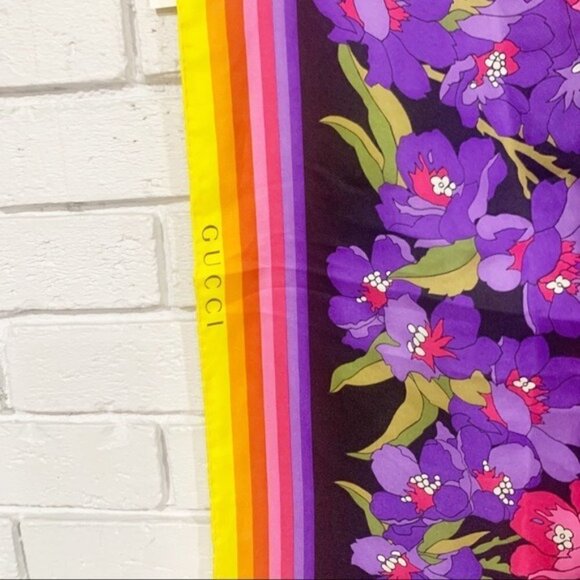 Gucci Silk Degrade Black Multicolor Floral Square Scarf - Picture 9 of 16